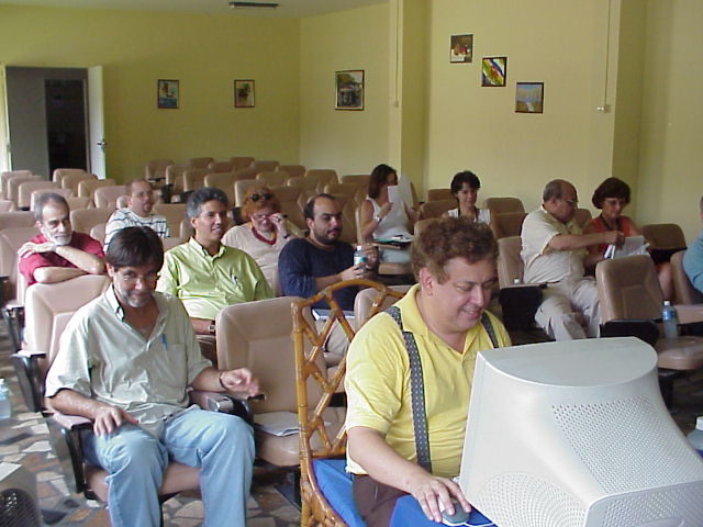 Foto da sala de convenes no evento