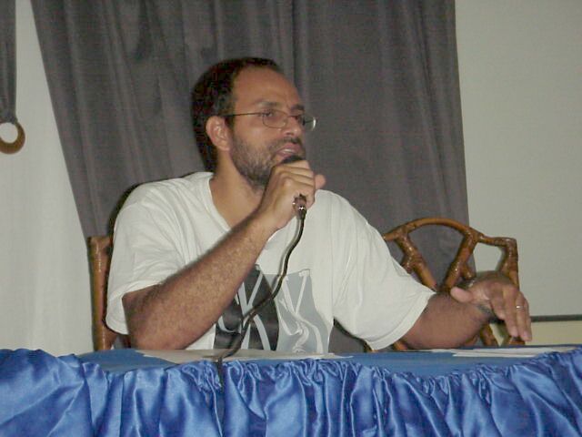 Eduardo d o pontap inicial