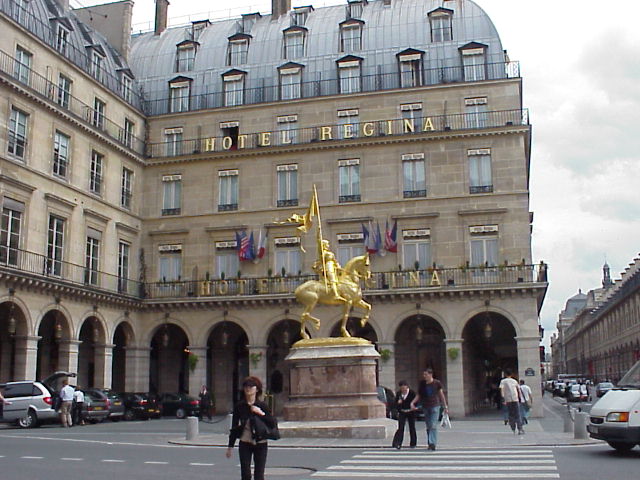 Esttua de Joana Darc